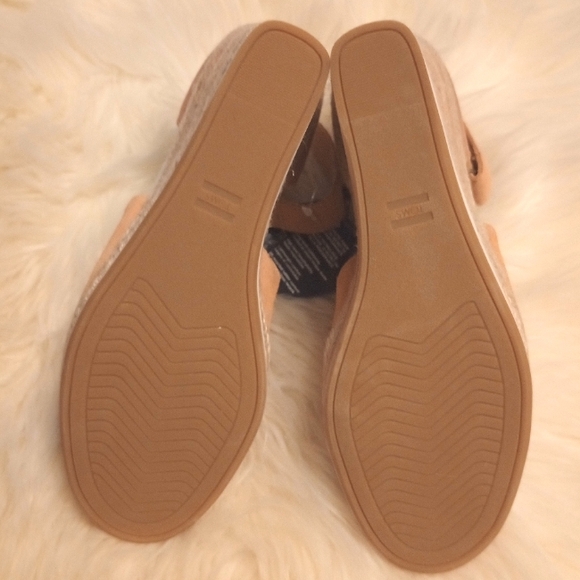 Tom's Marisol Sandal Wedges Sandy Beige Suede - Picture 7 of 7